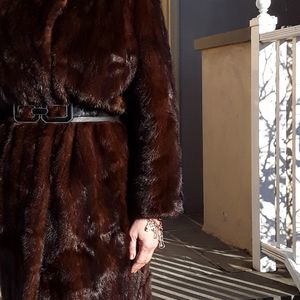 Meet your Posher, Debra